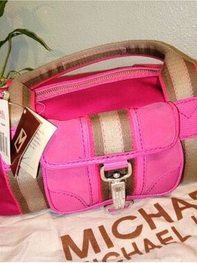 MICHAEL KORS LUXE SPORT SATCHEL/HANDBAG in beautiful BARBIE PINK Fuschia NWT